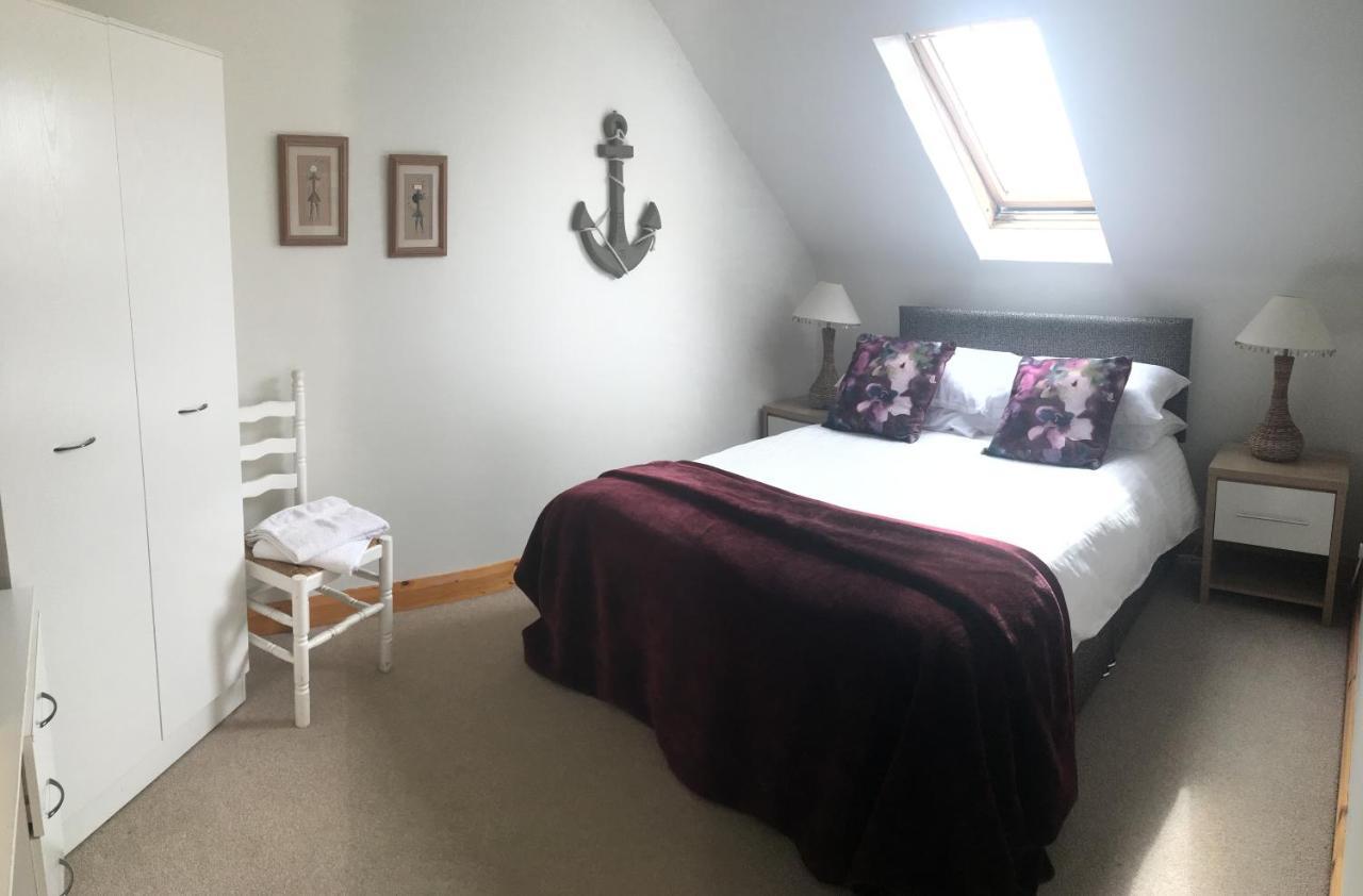 Comfy House Bed & Breakfast Портстюърт Екстериор снимка